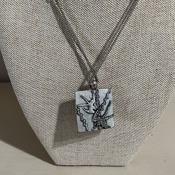 Lucky Brand Silver chain necklace with purple stone - Picture 5 of 9